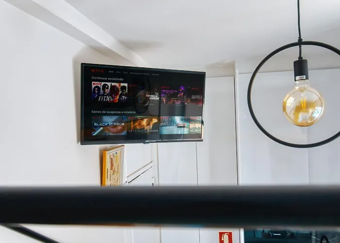 Historic Gem & Modern Loft In The Heart Of Lisbon