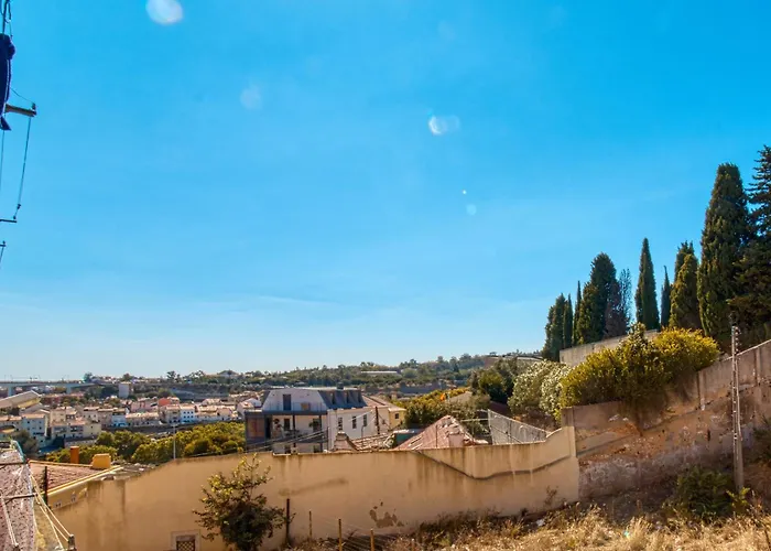Historic Gem & Modern Loft In The Heart Of Lisbon
